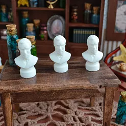 Миниатюра "Статуэтка 3", 3,2х2 см, 1 шт (Югарт)