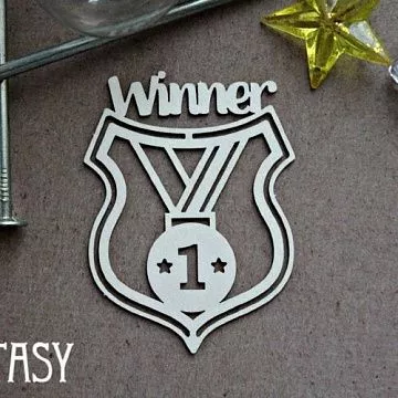 Украшение из чипборда "Медаль в рамке" (Fantasy)