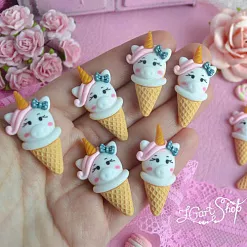 Миниатюра "Хрюшка-единорог в рожке", 4х2 см, 1 шт (Югарт)