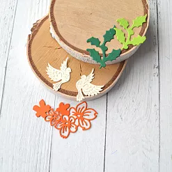 Набор вырубок "Голуби, цветы и веточки" (ScrapMania) Набор вырубок "Голуби, цветы и веточки" (ScrapMania)