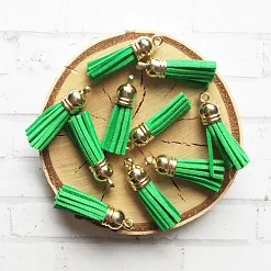 Набор украшений "Кисточки ярко-зеленые с золотым колпачком"