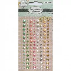 Набор полужемчужин и страз на клеевой основе "Галантный век" (Рукоделие) Набор полужемчужин и страз на клеевой основе "Галантный век" (Рукоделие)